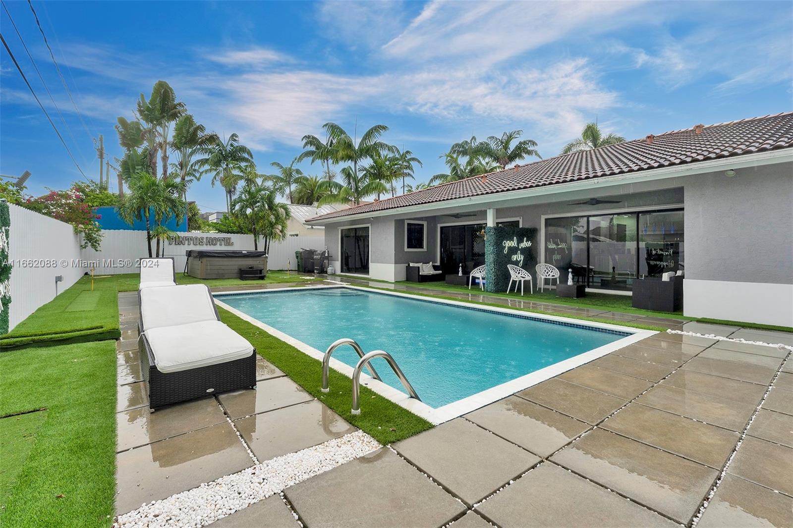 Commercial Property for Sale in Hallandale Beach Florida 33009